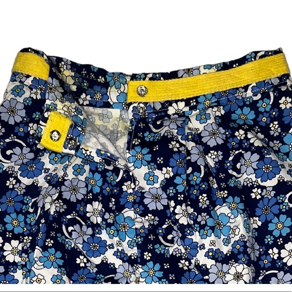 Handmade Floral Patterned High-Wasted Skirt with Snap Closure - Picture 6 of 9